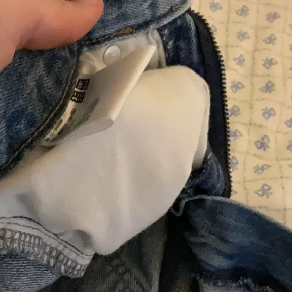 Uniqlo Blue Classic Denim Jeans - Picture 4 of 5